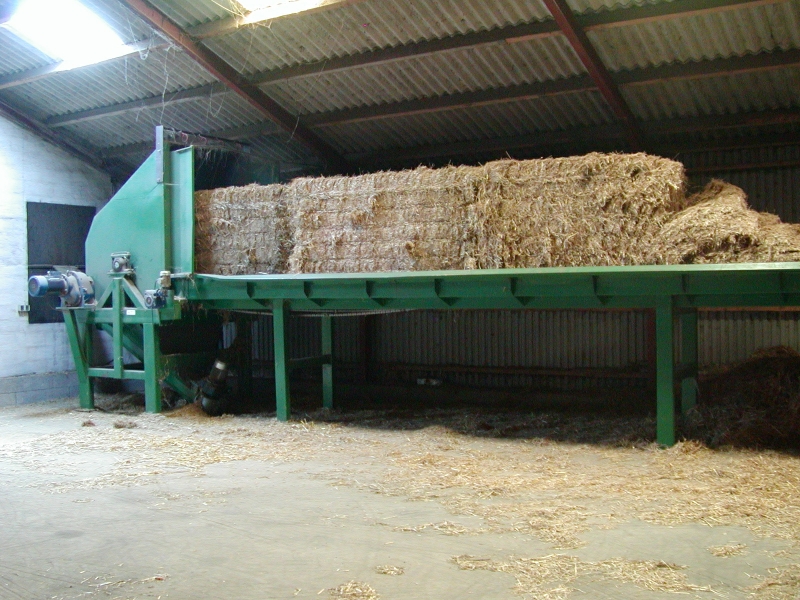 chaff-cutter-with-straw-table